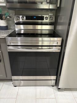 Samsung Glass Top Electric Range Stove Oven