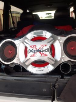 SONY CFD-G700CP  PORTABLE CD  MP3  RADIO CASSTTE   AM,FM  BOM BOX 