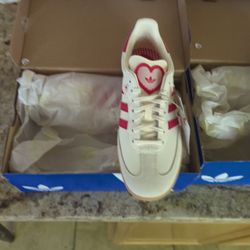 Adidas Limited Edition Tennis Shoe 