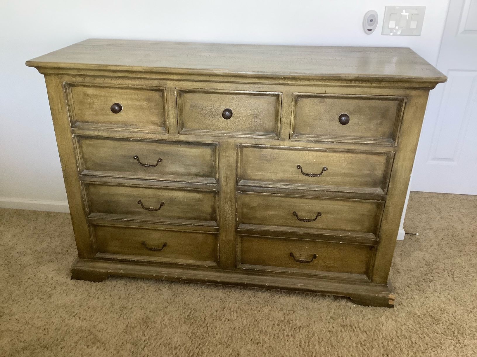 Dresser