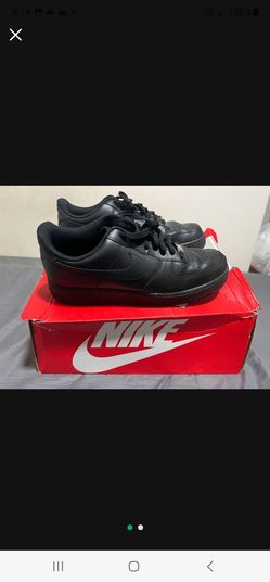 Nike shoes ( new)