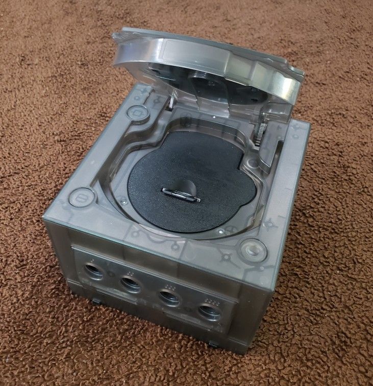Custom Smoke Grey GameCube with SD Card disk drive replacement. Region Free!