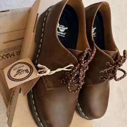 dr martens NEW men 9