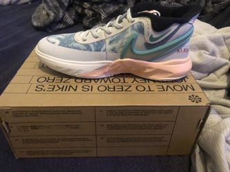 Kyrie Irving Size 13C