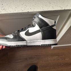 Nike Retro Panda Dunks