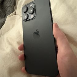 IPHONE 16 PRO MAX UNLOCKED 