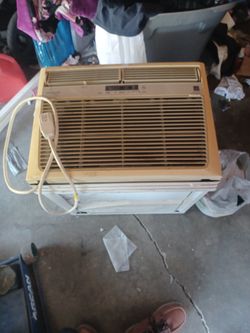 Almost Like New Used ABOUT 4  times Only 