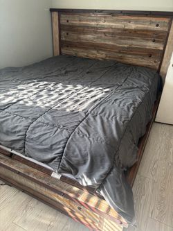 Rustic Wood and Metal Bed Frame cal king