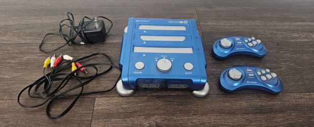 Hyperkin RetroN 3 3-in-1 retro gaming console with two controllers and cables works $50
