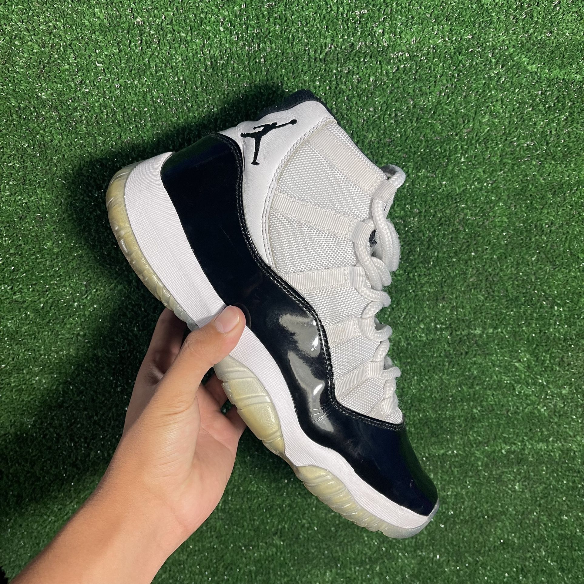 jordan 11 concord size 10