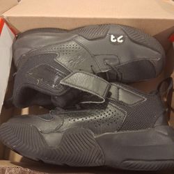 Jordan Shoes 10c
