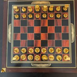 Luxury Wooden Chess Set with Gold Pieces – Perfect Family Holiday Game ♟️✨