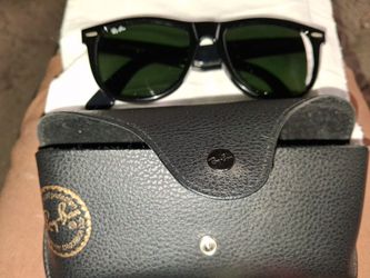Ray-Ban Wayfarers