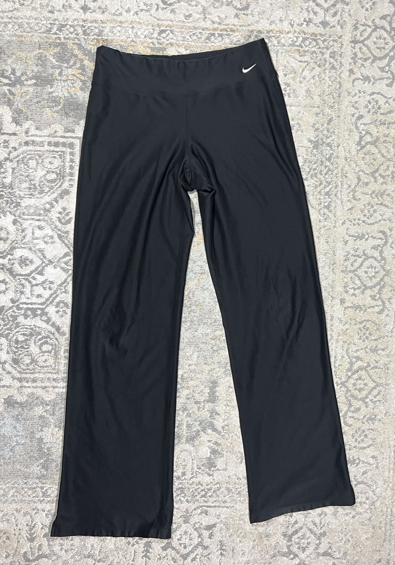 Nike Fit Dry Woman’s Training Pants, Black Yoga Straight Leg Leggings, Size S