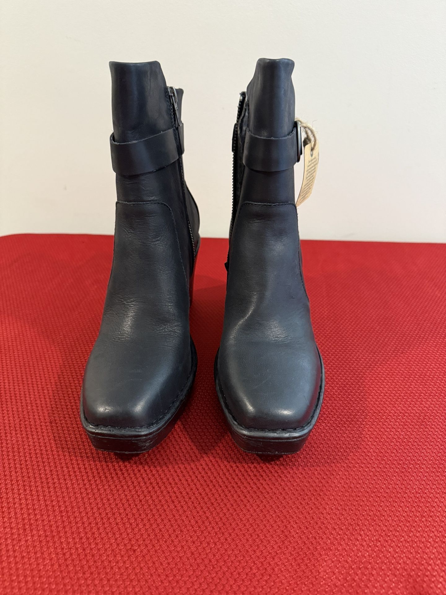 Born Black Leather Hailey Boot (Located in Woonsocket, RI)