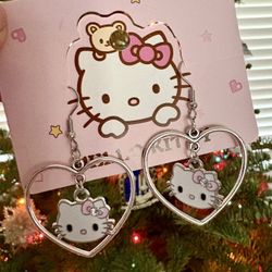 Hello Kitty Earrings 