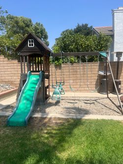Swing set