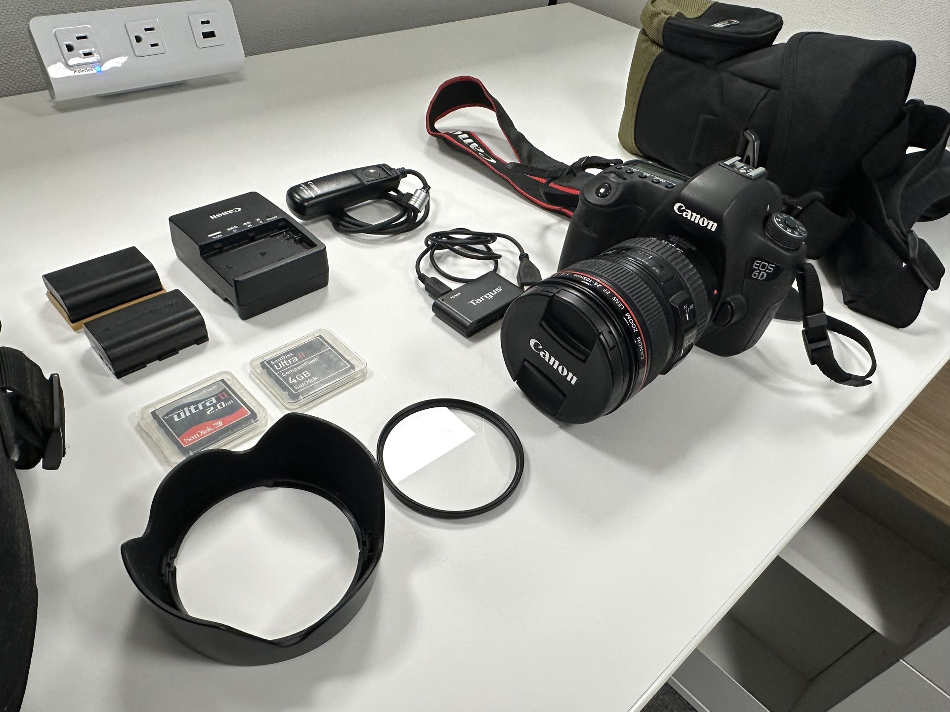 Canon 6D 24 105mm L Lens Accessories