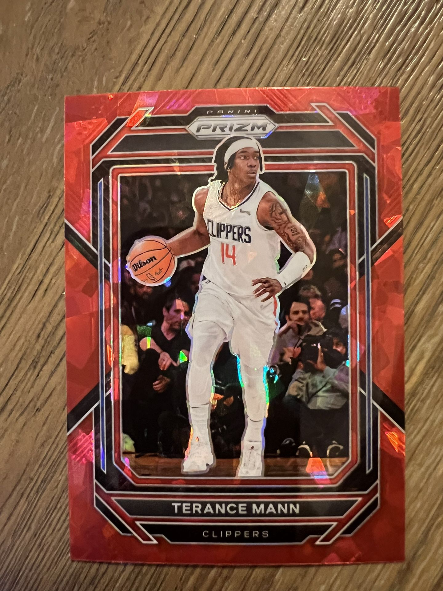 Terance Mann 2022-23 Panini Prizm Red Cracked Ice Prizm #137 Clippers