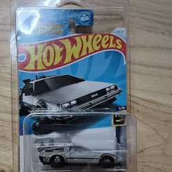 Hot Wheels BTTF Time Machine