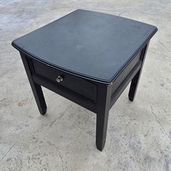 Set of two night stands real solid wood