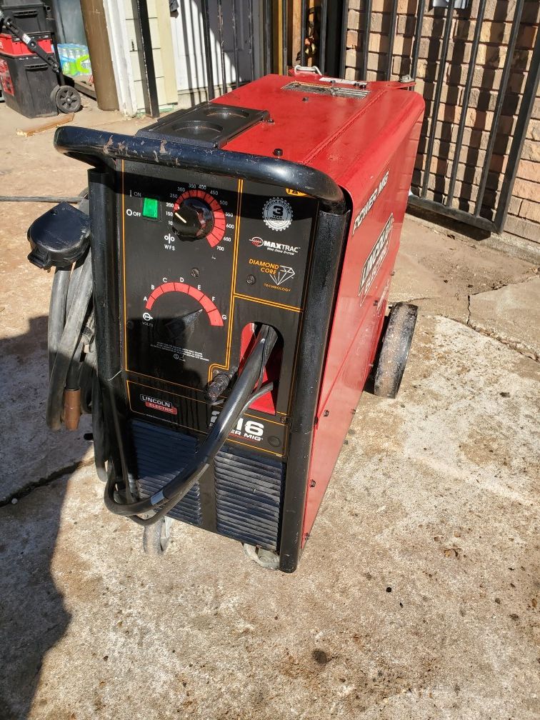 Lincoln 216 mig welder electric 1300 for Sale in Pasadena, TX OfferUp