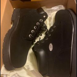 New Men’s Black Boots Size 8