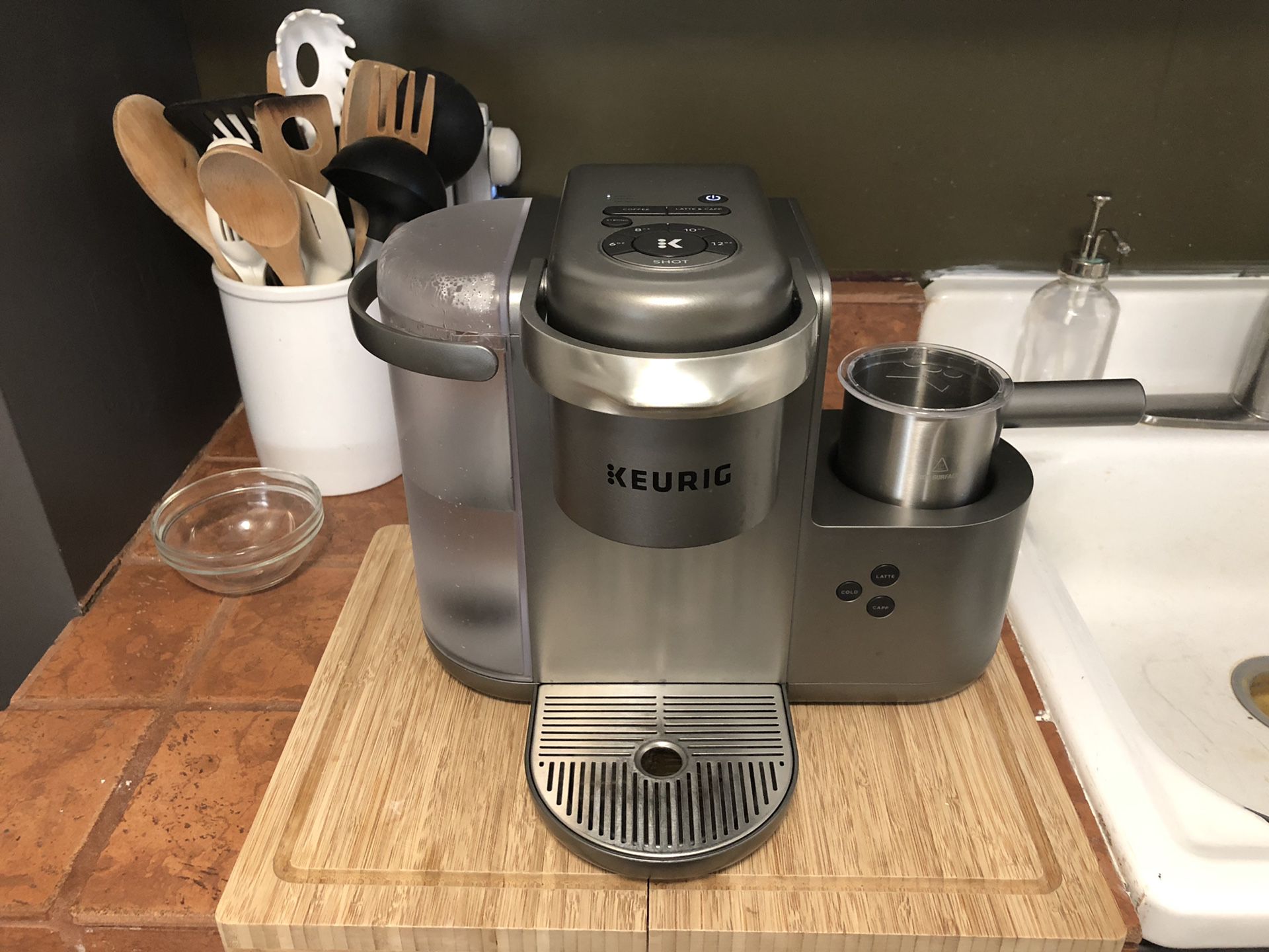 Keurig K-cafe; Coffee, Latte, Cappuccino maker