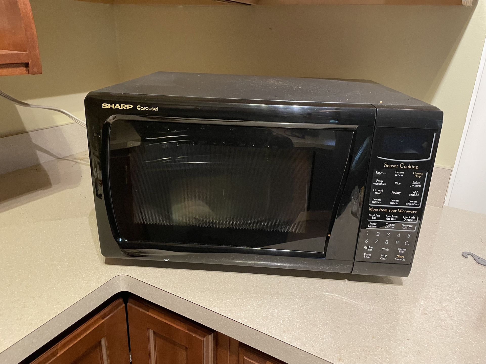 Sharp Carousel Countertop Microwave – Clean, Tested, Works Great