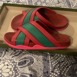 Gucci Slides 