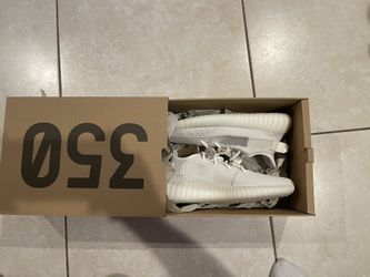 Yeezy 350 Bone