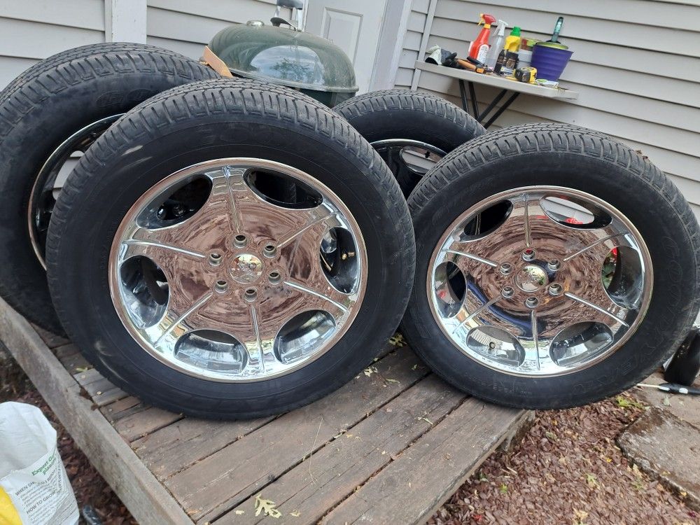 Set Of Rims And Tires