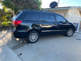 2008 v6 automatic clean title