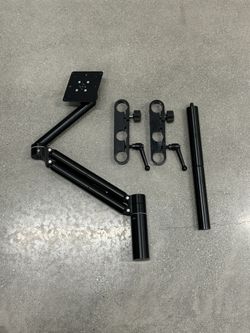 Inovativ Mantis 30 Universal VESA Monitor Mount