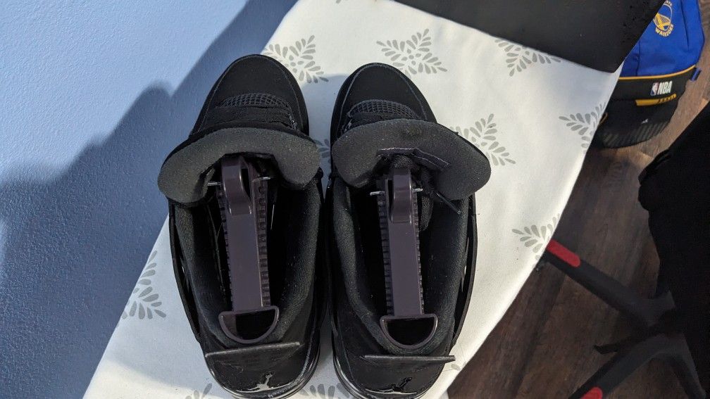 jordan 4 black cat size 12