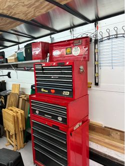Toolbox 3 of them with some tools $375.00