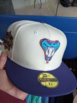 New era fitted hat 7 3/8.