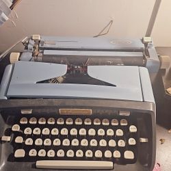 Type Writer Needs Oiled