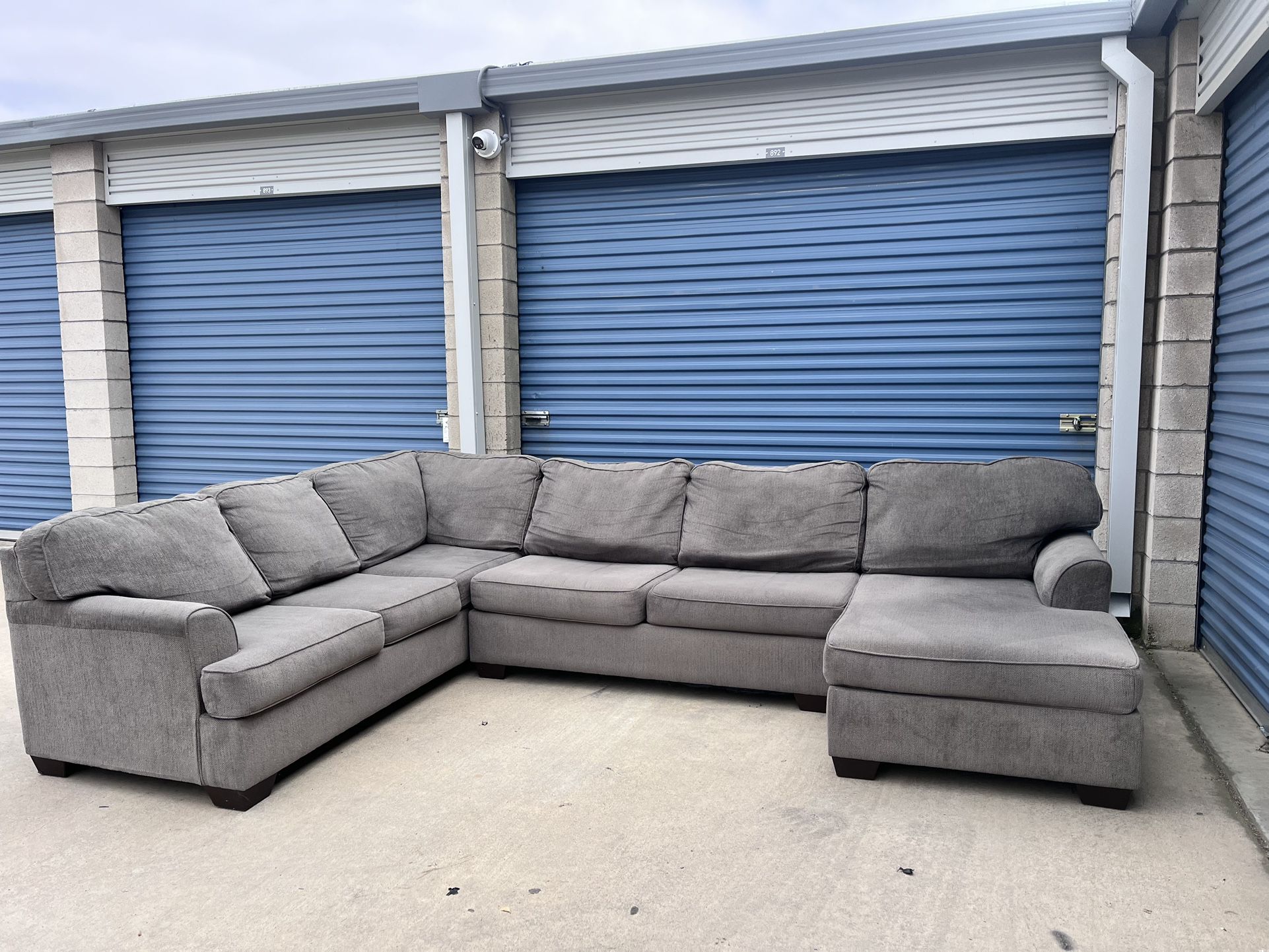 Gray Sectional Couch With Delivery 