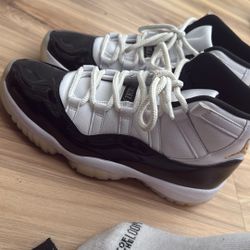 jordan gratitude 11s 8.5