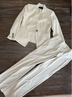 Ann Taylor petite women’s suit in beige/tan