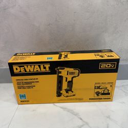 DEWALT 20V MAX Lithium-Ion Cordless Cable Stapler