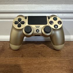 Sony PlayStation 4 Dualshock Wireless Controller - Gold