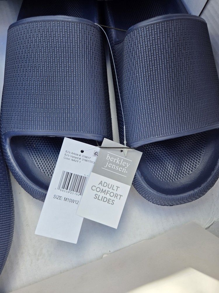 Berkley Jensen Adult Comfort Slides – Navy Brand New!