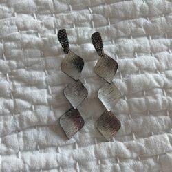 White Rhinestones silver Earrings 