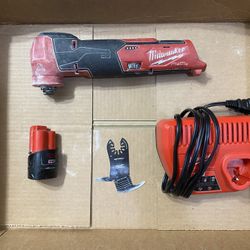 FIRM: Milwaukee M12 Multitool Oscillating Tool w/ Battery and Charger
