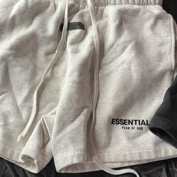 Essential Shorts