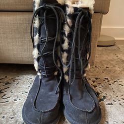Ugg Australia Suede Navy Boot 