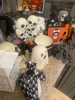 Halloween Decor