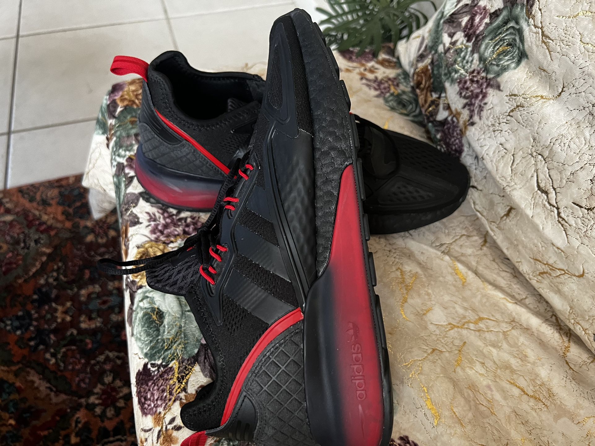 Adidas Originals Zx 2K Boost Mens Shoes Size 10Color: Black/Red